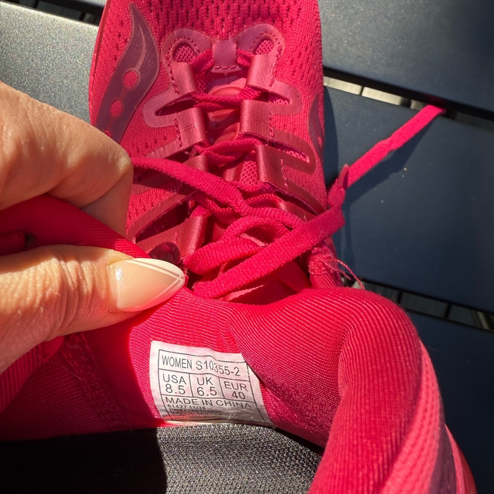 Saucony Freedom ISO Everun Women's Vibrant Pink Running Shoes, Size 8.5 - Picture 8 of 9